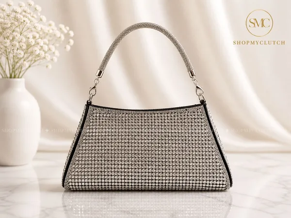 Silver_And_Black_Sparkling_Rhinestone_Embellished_Evening_Clutch_Bag_With_Chain_Strap