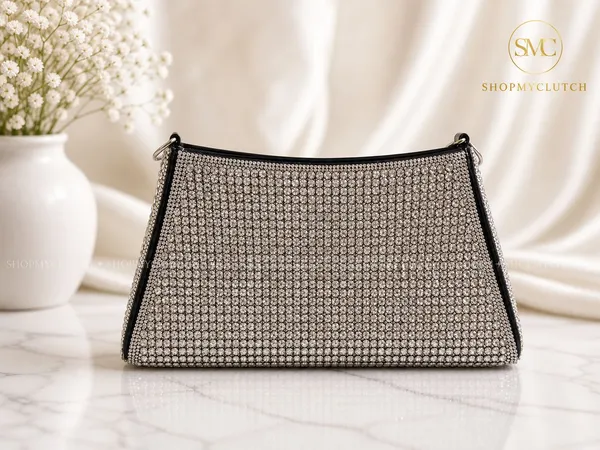 Silver_And_Black_Sparkling_Rhinestone_Embellished_Evening_Clutch_Bag_With_Chain_Strap