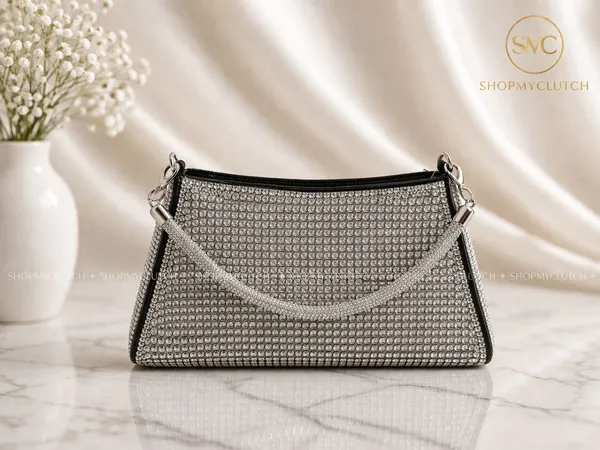 Silver_And_Black_Sparkling_Rhinestone_Embellished_Evening_Clutch_Bag_With_Chain_Strap