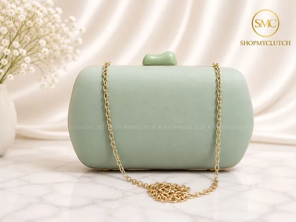 Mint_Green_Clutch_With_Gold_Chain_Strap