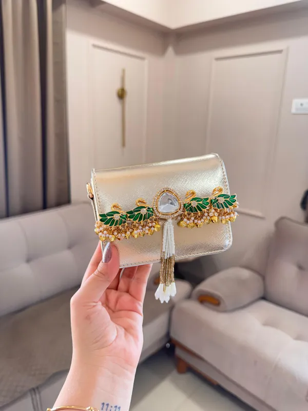 Emerald_pearl_Royal_Mini_Bag|Crossbody_Bag|Dual_Sling
