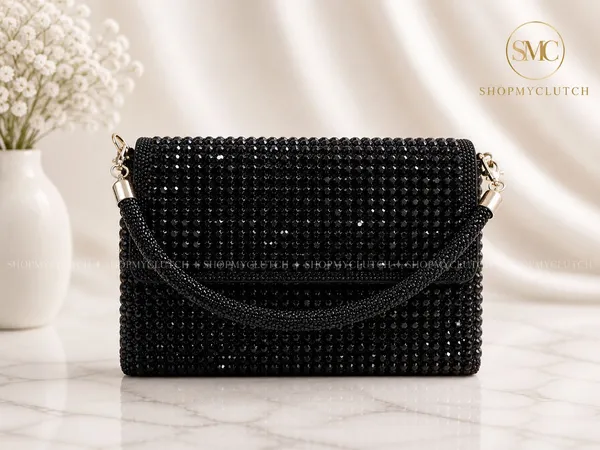 Black_Sequined_Evening_Clutch_With_Detachable_Chain_Strap