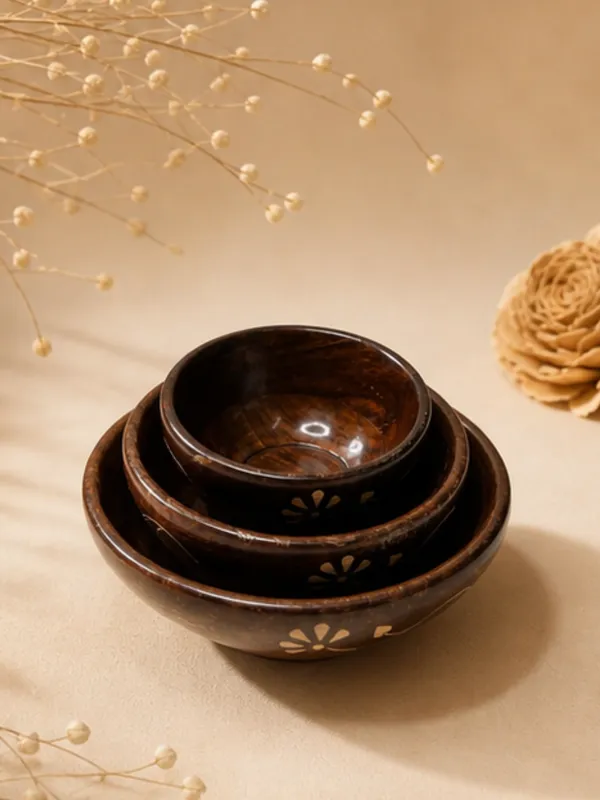 Pack_Of_3_Handcrafted_Wooden_Nesting_Bowls_-_Brown_With_Decorative_Inlay