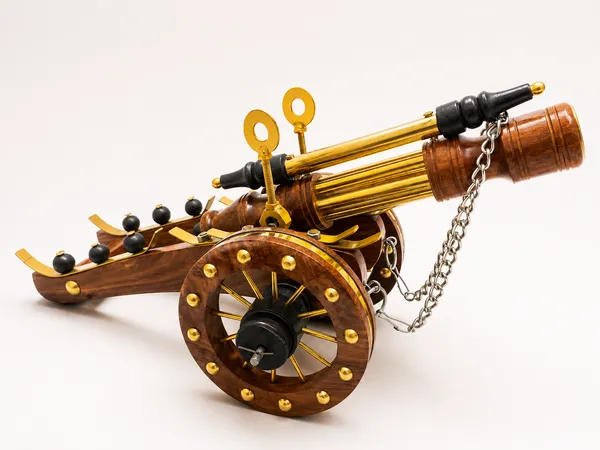 Handcrafted_Wooden_Vintage_Royal_Folding_Cannon_Showpiece_With_Brass_Accents_-_Large