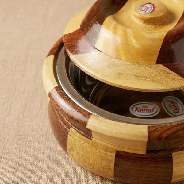 Handcrafted_Wooden_Chapati_Bowl_With_Lid_-_Yellow_And_Brown_Segmented_Design