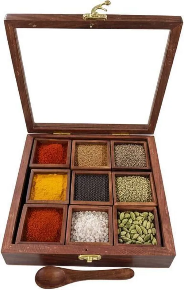 Wooden_Masala_Dabba_Container_With_9_Compartments_And_Glass_Lid