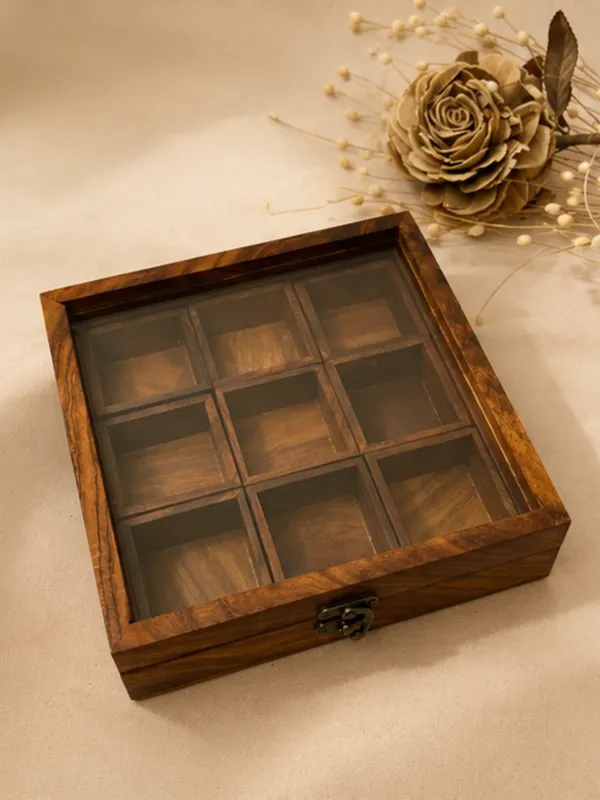 Wooden_Masala_Dabba_Container_With_9_Compartments_And_Glass_Lid