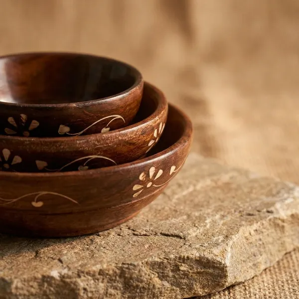 Pack_Of_3_Handcrafted_Wooden_Nesting_Bowls_-_Brown_With_Decorative_Inlay