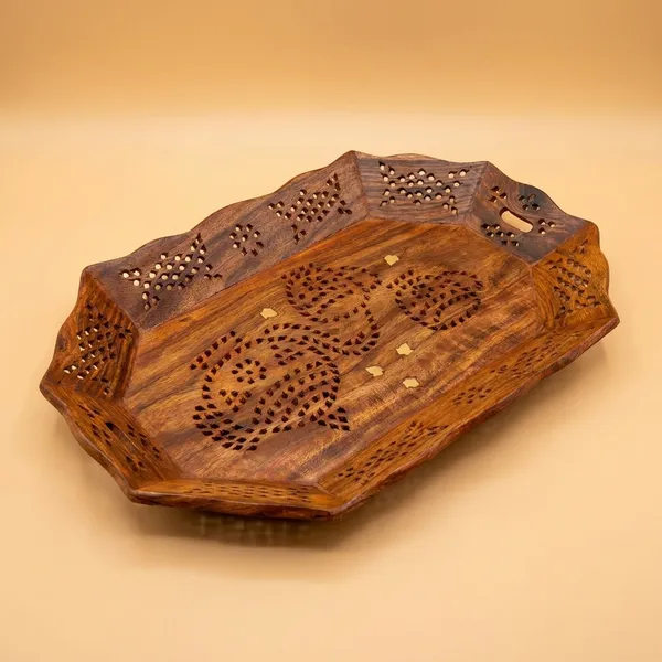 Handcrafted_Wooden_Serving_Tray_With_Brass_Inlay_And_Intricate_Floral_Design