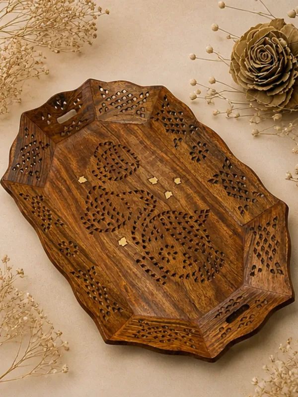 Handcrafted_Wooden_Serving_Tray_With_Brass_Inlay_And_Intricate_Floral_Design