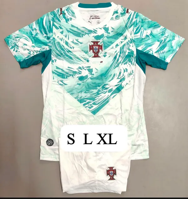 Portugal_Away_Set