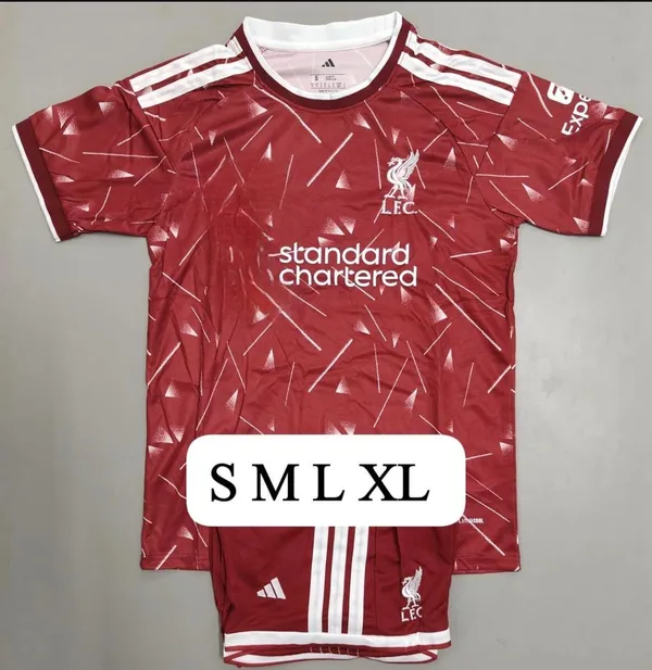 Liverpool_Home_Set