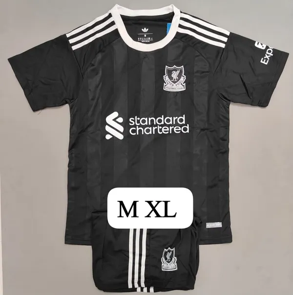 Liverpool_Black_Old_SET