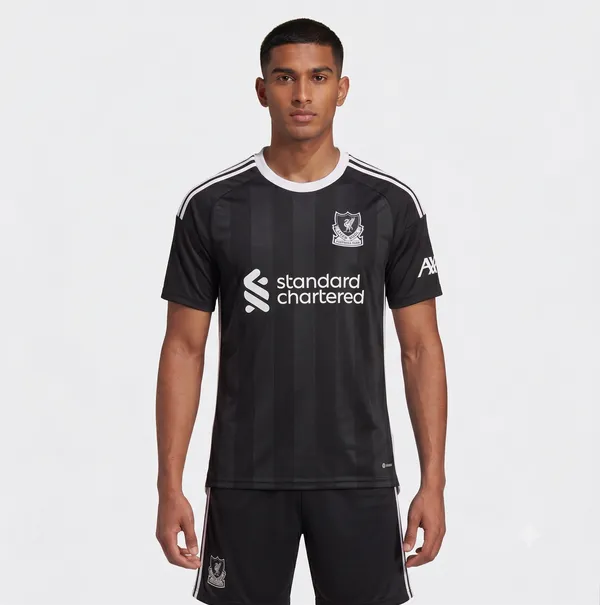 Liverpool_Black_Old_SET