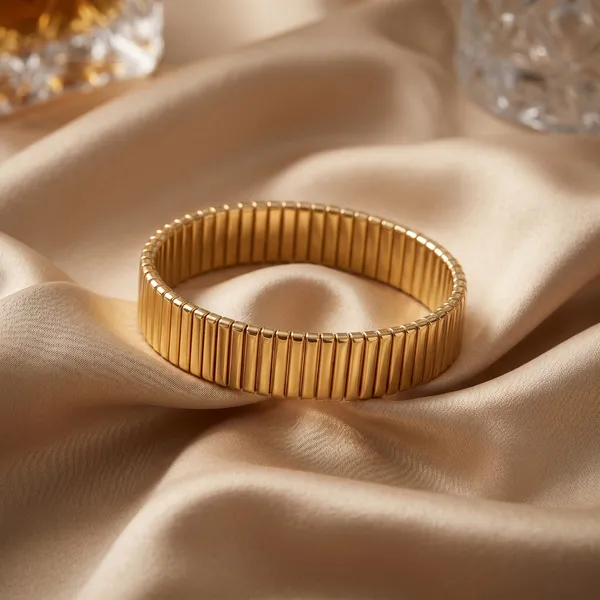 Gold_Demi_Fine_Bracelet_For_Unisex