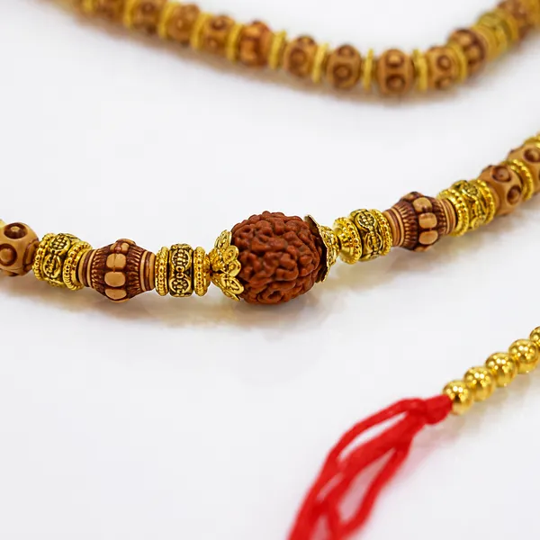 Rudraksha_Beaded_Red_Thread_Rakhi_for_Brother