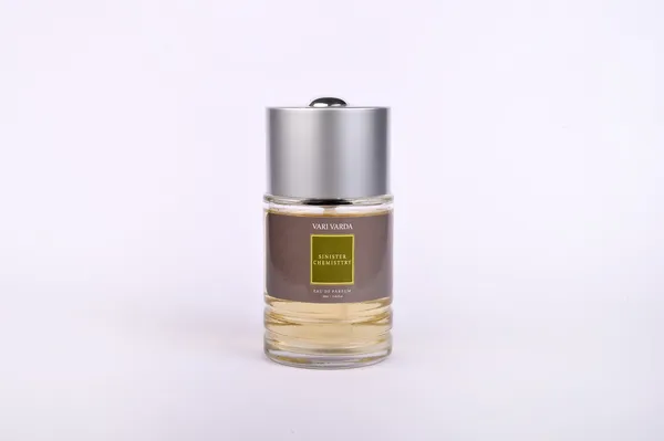 Vari_Varda_Sinister_Chemistry_Eau_De_Parfum
