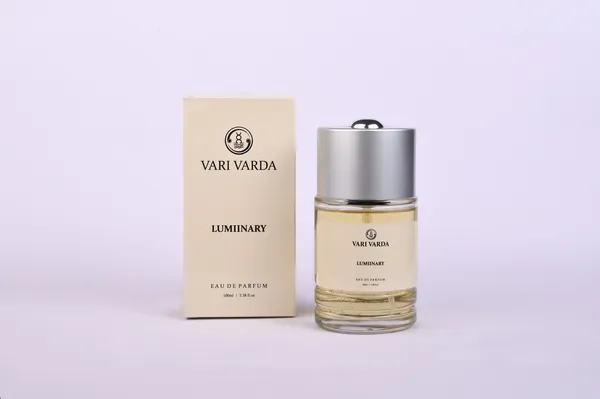 Vari_Varda_Luminary_Eau_De_Parfum
