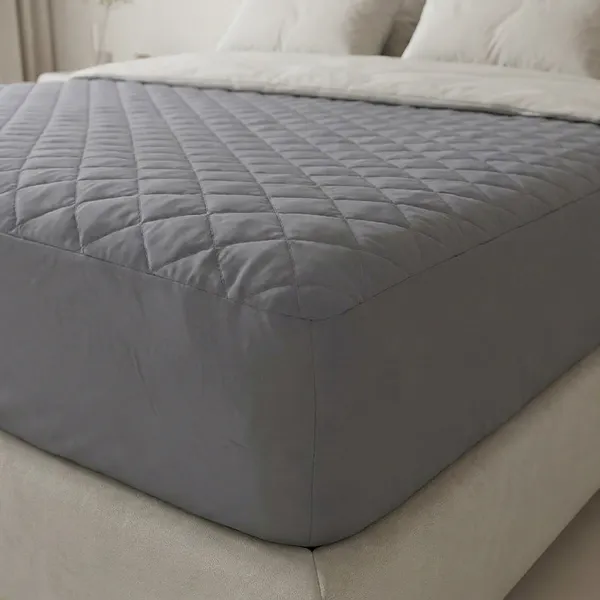 Waterproof_Dustproof_Quilted_Mattress_Protector_Machine_Wash_Material