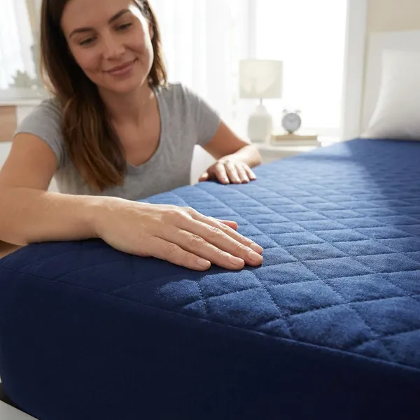 100_Waterproof_Cotton_Quilted_Mattress_Protector