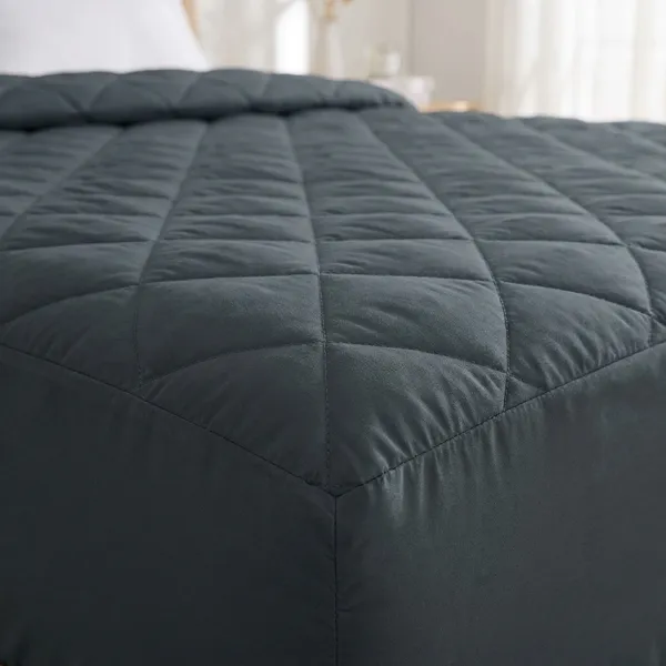 Mattress_Protector_Quilted_Waterproof_Mattress_Pad_With_Deep_Pocket_Up_To_10Soft_Breathable_Noiseless_Mattress_Cover_Mattress_Topper