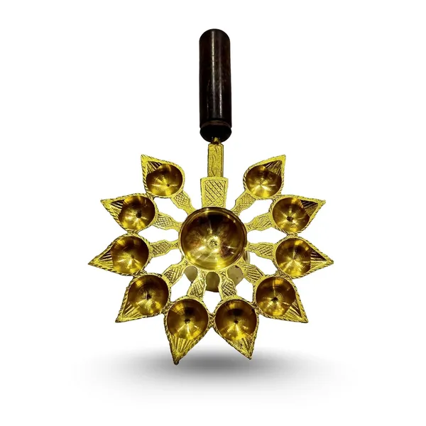 Pure_Brass_Aarti_Diya_With_Wooden_Handle_10_Bati_Traditional_Puja_Lamp_Handmade_Pital_Aarti_For_Home_Temple_Festivals_Gifting