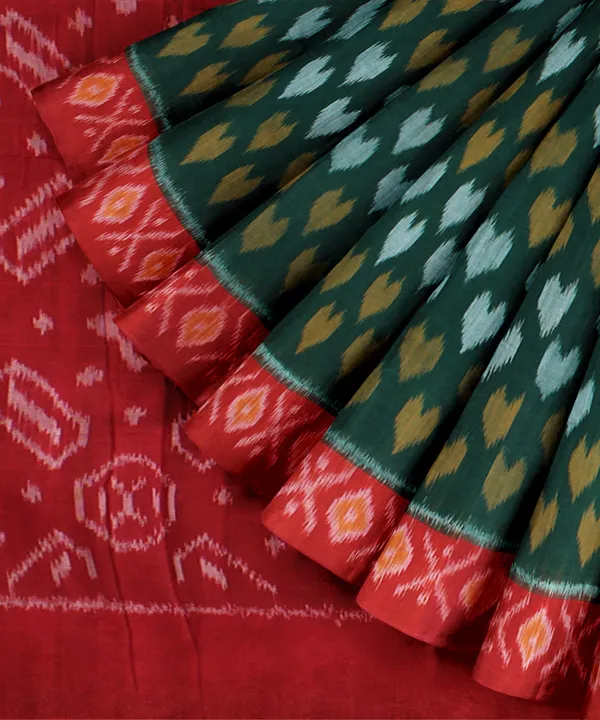 Red_And_Green_Lilan_Printed_Saree