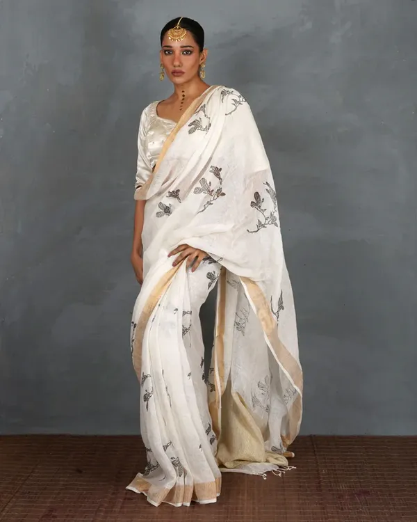 White_Lilan_Printed_Saree