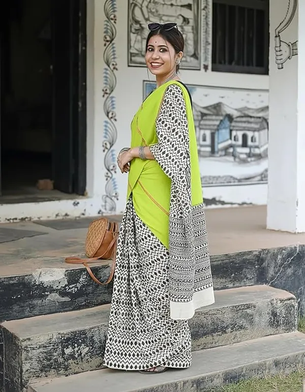 Multicolor_Lime_Green_And_Black_White_Printed_Georgette_Saree_With_Contrast_Pallu