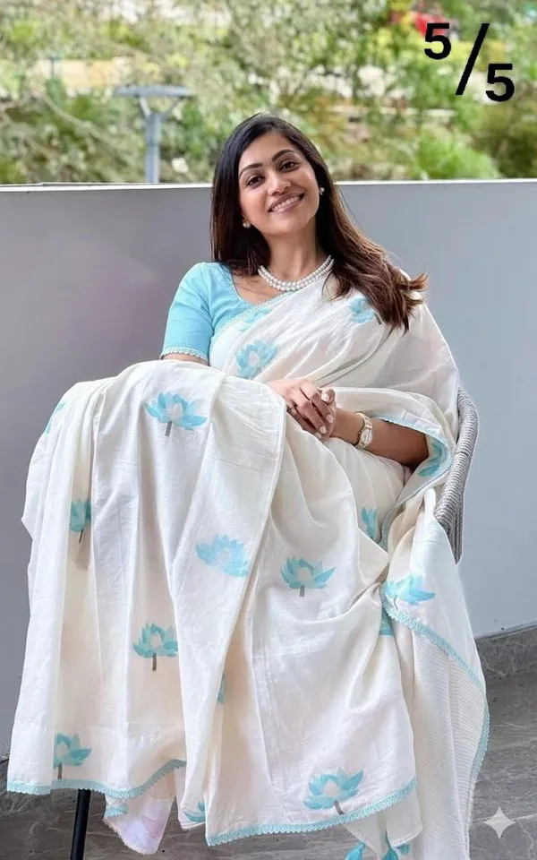 White_And_Blue_Lilan_Printed_Saree