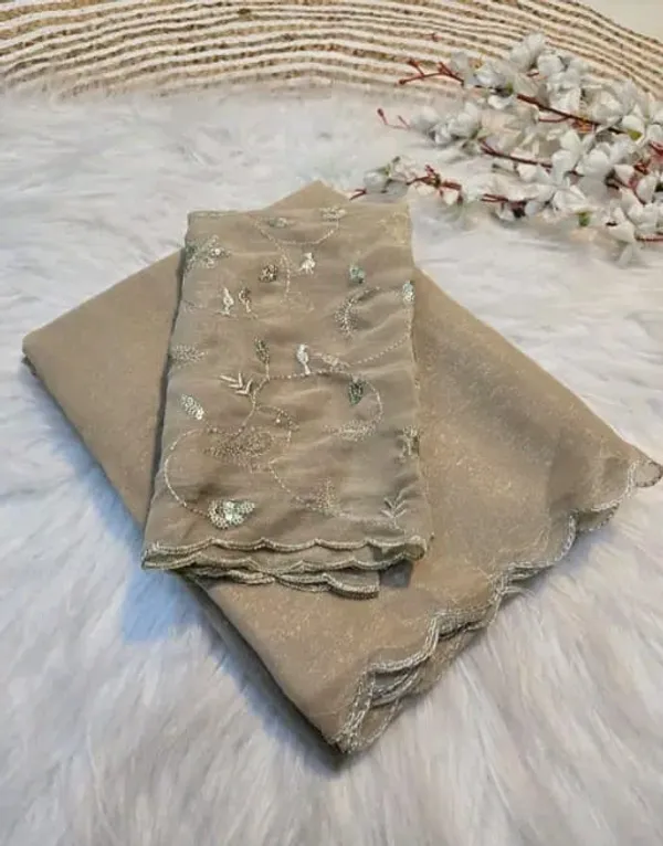 Beige_Lilan_Printed_Saree