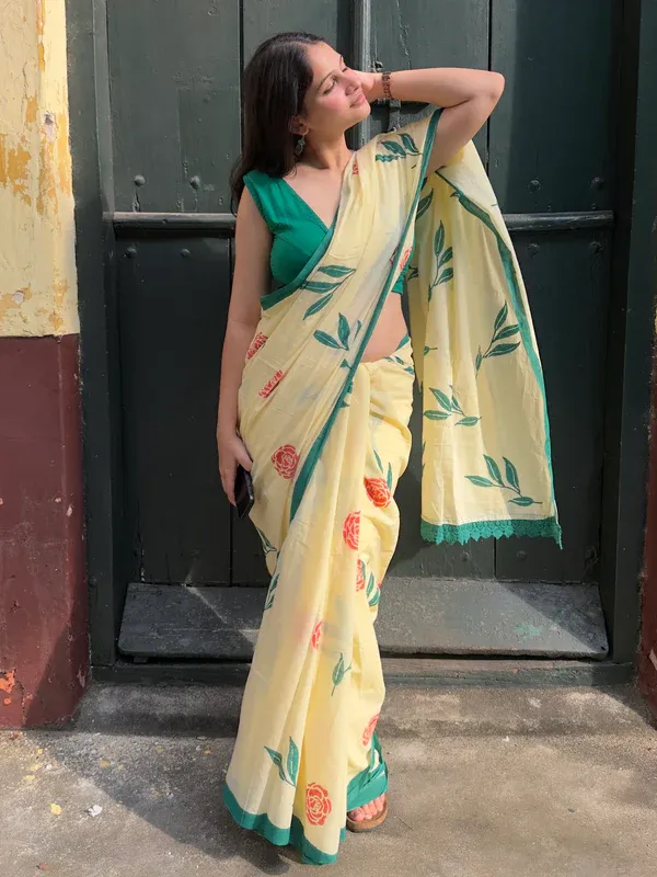 Cream_Lilan_Printed_Saree