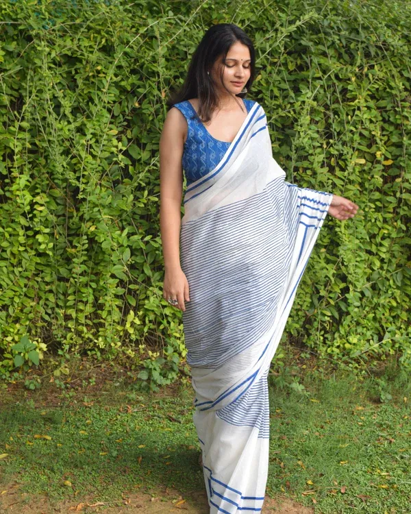White_And_Blue_Lilan_Printed_Saree