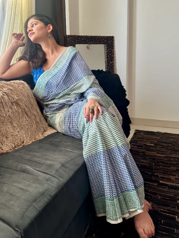 White_And_Blue_Lilan_Printed_Saree