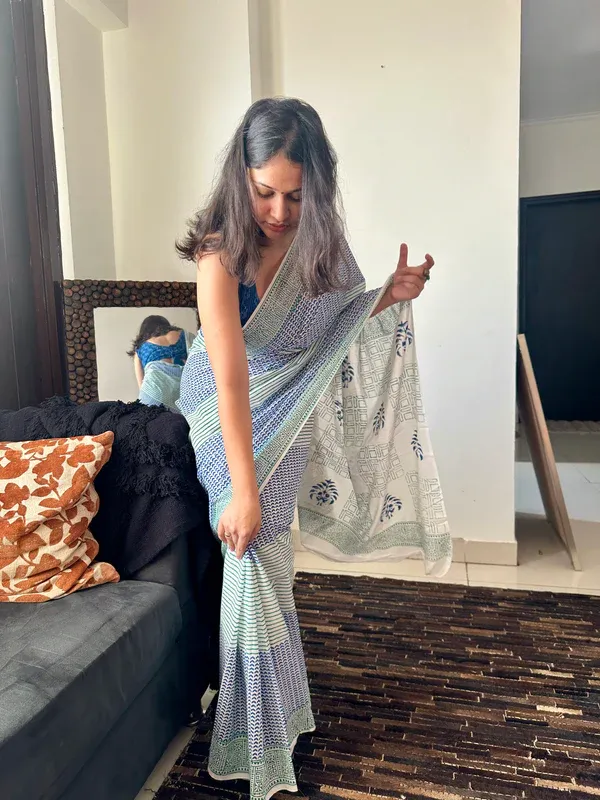 White_And_Blue_Lilan_Printed_Saree