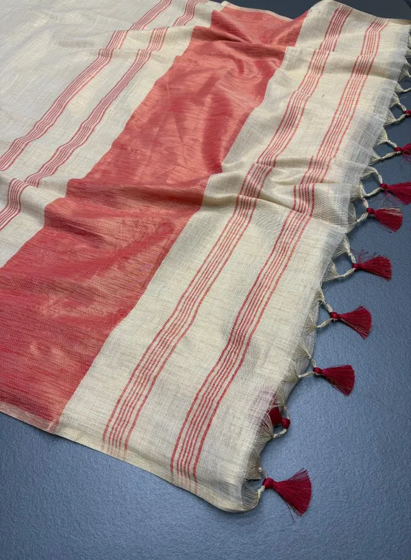 Off_White_And_Coral_Lilan_Printed_Saree