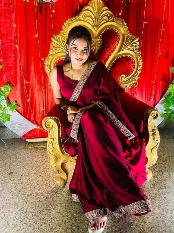 Maroon_Designer_Maroon_Georgette_Saree_With_Heavy_Embroidered_Border_And_Blouse_Piece