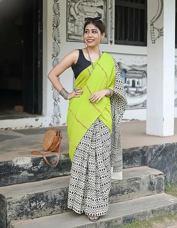 Multicolor_Lime_Green_And_Black_White_Printed_Georgette_Saree_With_Contrast_Pallu
