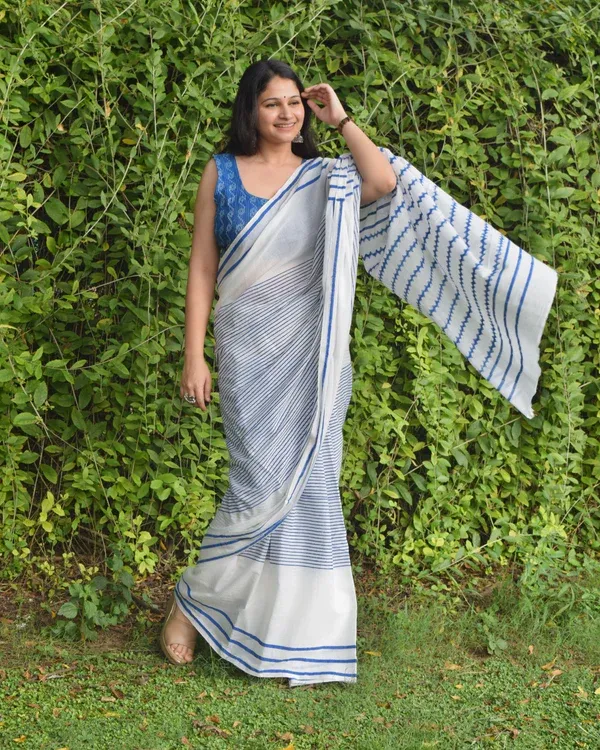 White_And_Blue_Lilan_Printed_Saree