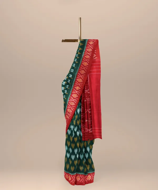 Red_And_Green_Lilan_Printed_Saree