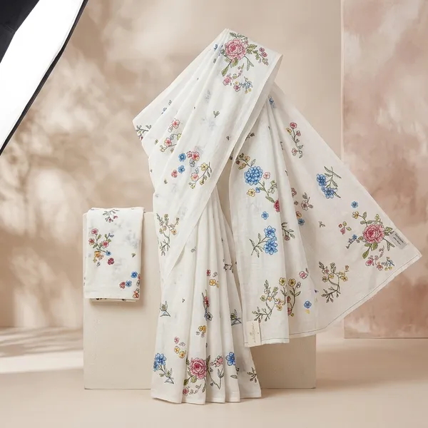 White_Lilan_Printed_Saree
