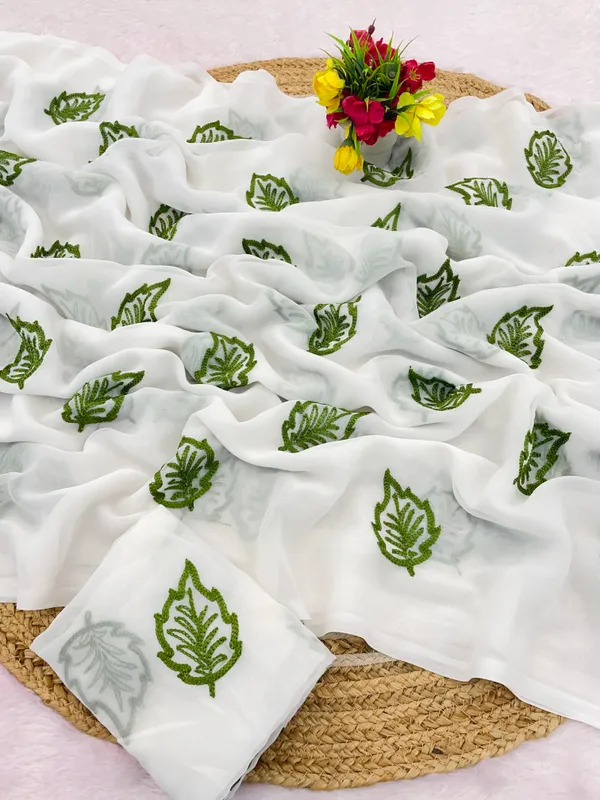 Green_Embroidery_Work_Saree_With_Blouse_Piece