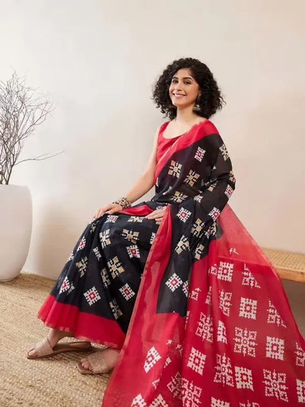 Red_And_Black_Lilan_Printed_Saree