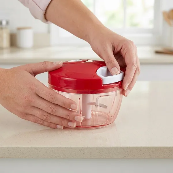 Red_Plastic_Chopper_For_Home_And_Kitchen_Use