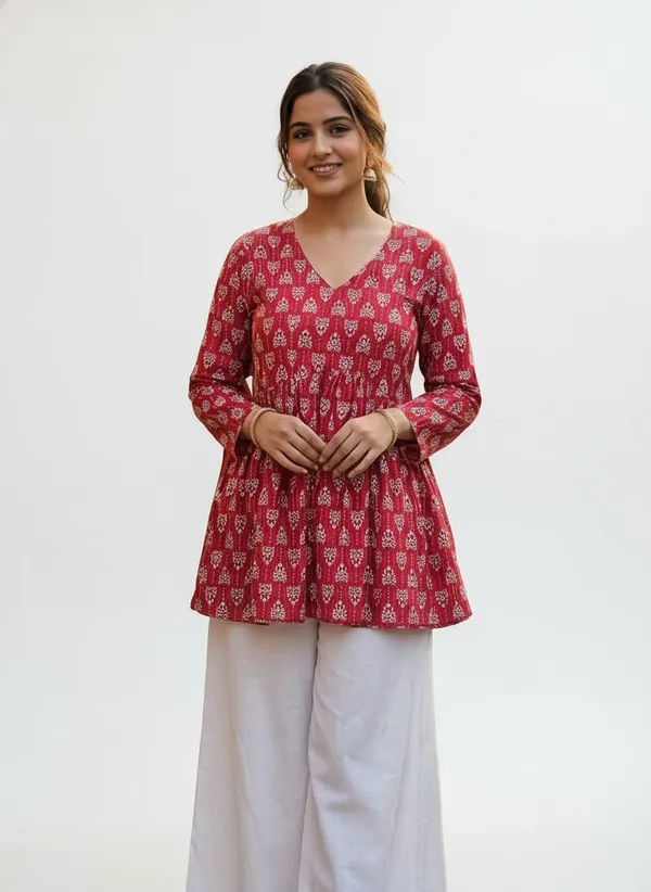 Red_Cotton_Stylish_Fashionable_Tops_For_Women