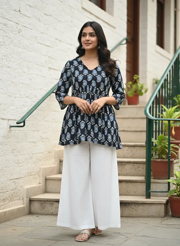 Black_Cotton_Stylish_Fashionable_Tops_For_Women