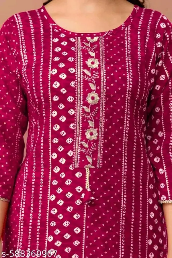 Red_Cotton_Stylish_Fashionable_Short_Kurti_For_Women