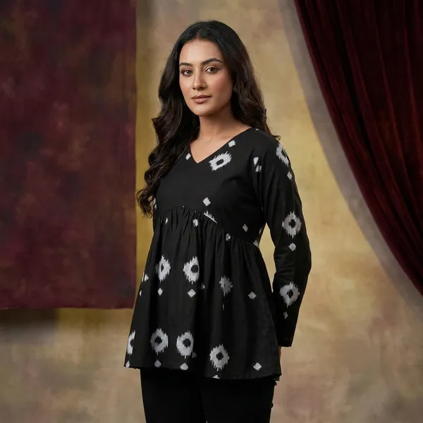 Black_Cotton_Premium_Stylish_Top_For_Womens