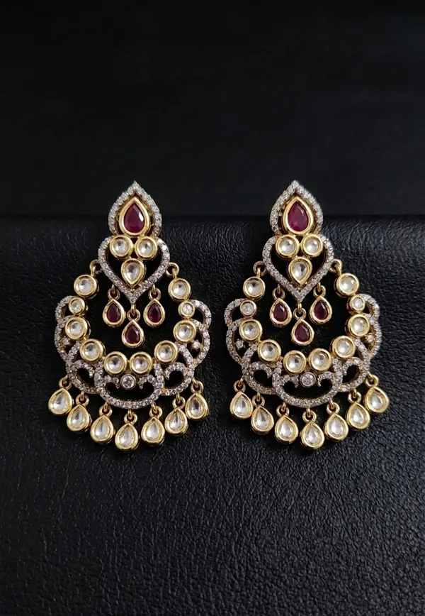 MIRA_CHANDBALIS_WHITE_&_RED