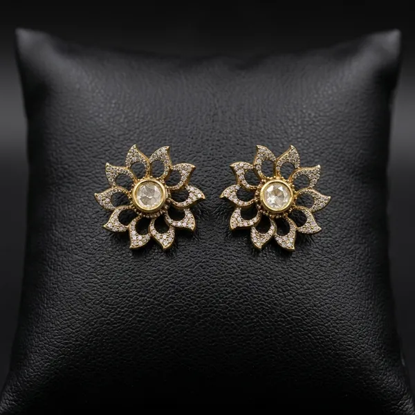 Blossom_Studs_-White